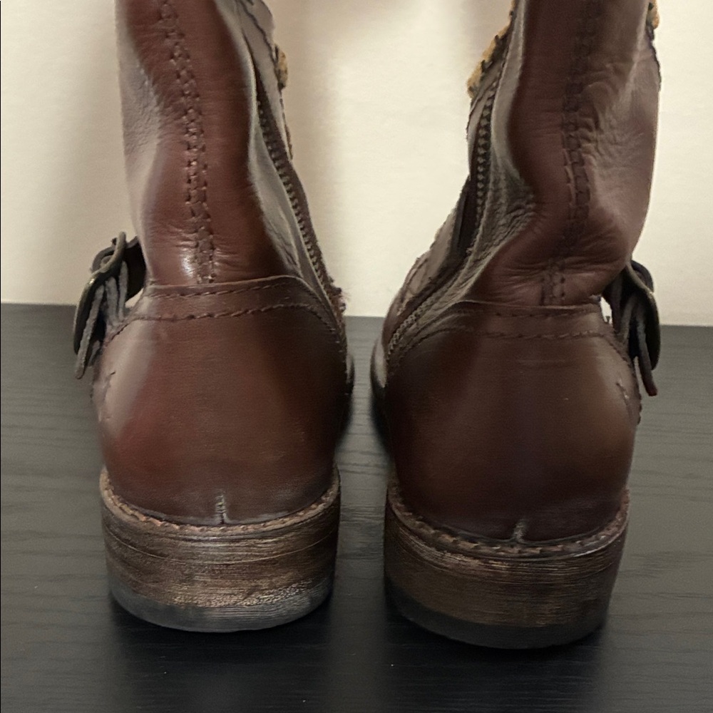 Frye Jenna Cap Toe lace-up boots in brown leather size 7B - Picture 5 of 12